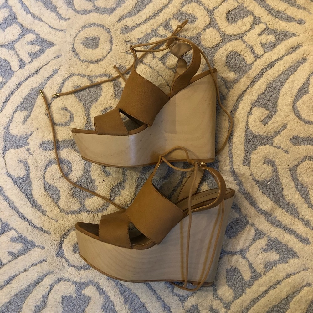 Aldo Wedges